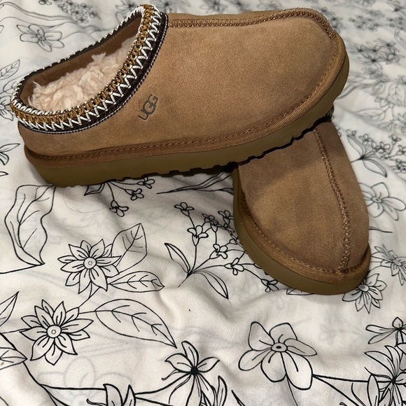 UGG Tasman Brown Suede Slippers - Picture 6 of 13